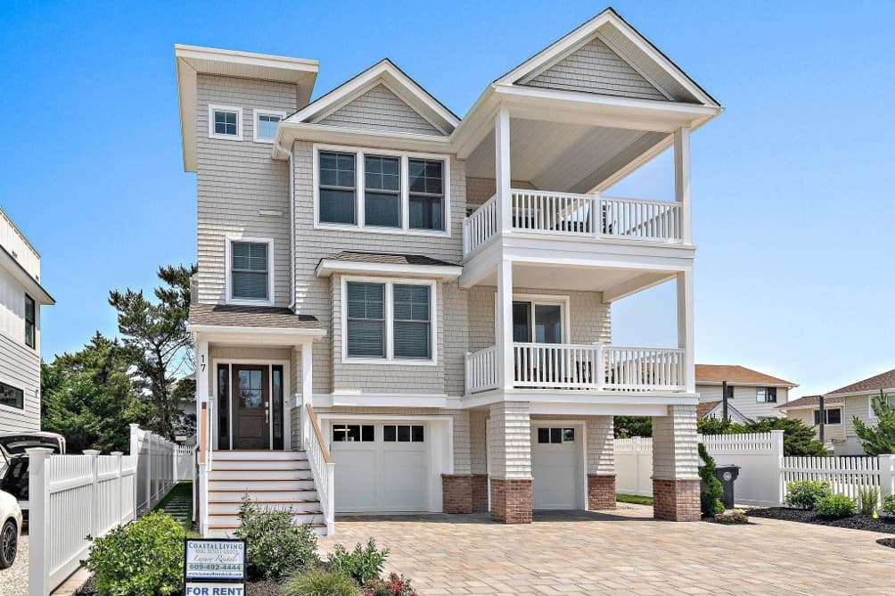 17 3rd Street, Beach Haven NJ 08008