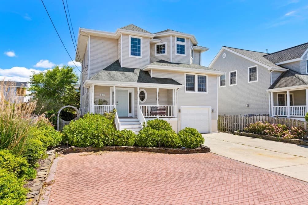 325 Iroquois Ave, Beach Haven, NJ 08008, USA