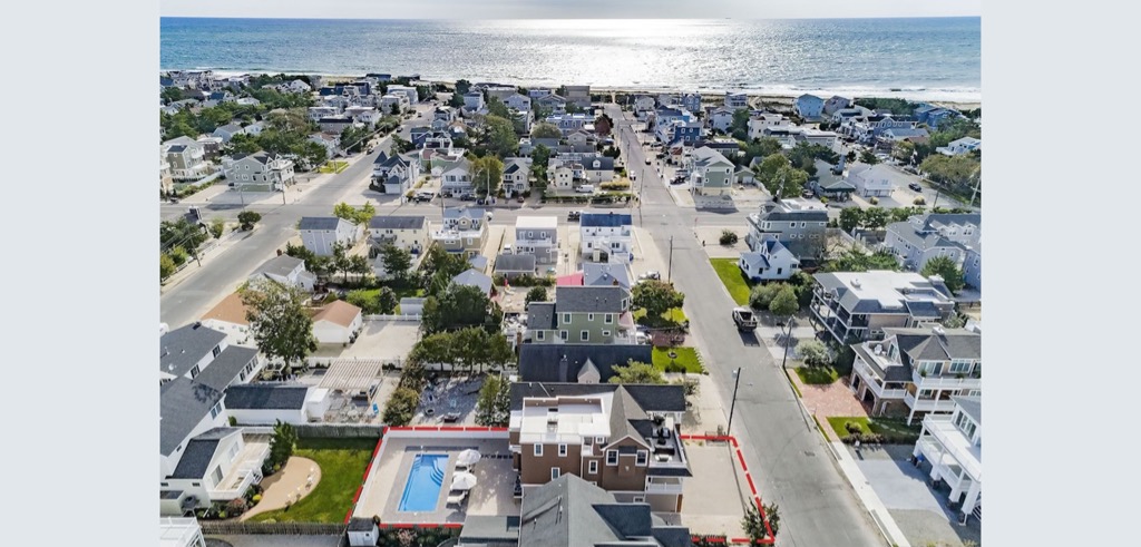 319 Iroquois, Beach Haven, NJ, 08008