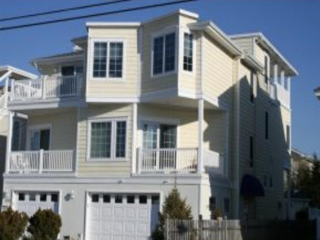 109 East 18th Street ,North Beach Haven , NJ ,  08008